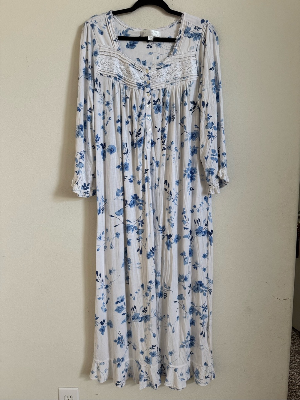 Eileen West Blue White Floral Modal Nightgown size S